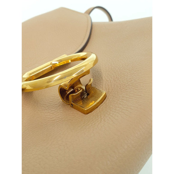 Salvatore Ferragamo Handbag - Picture 4 of 8